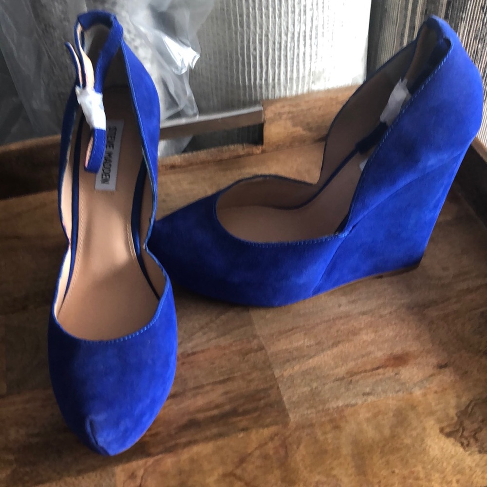 Women’s shoes